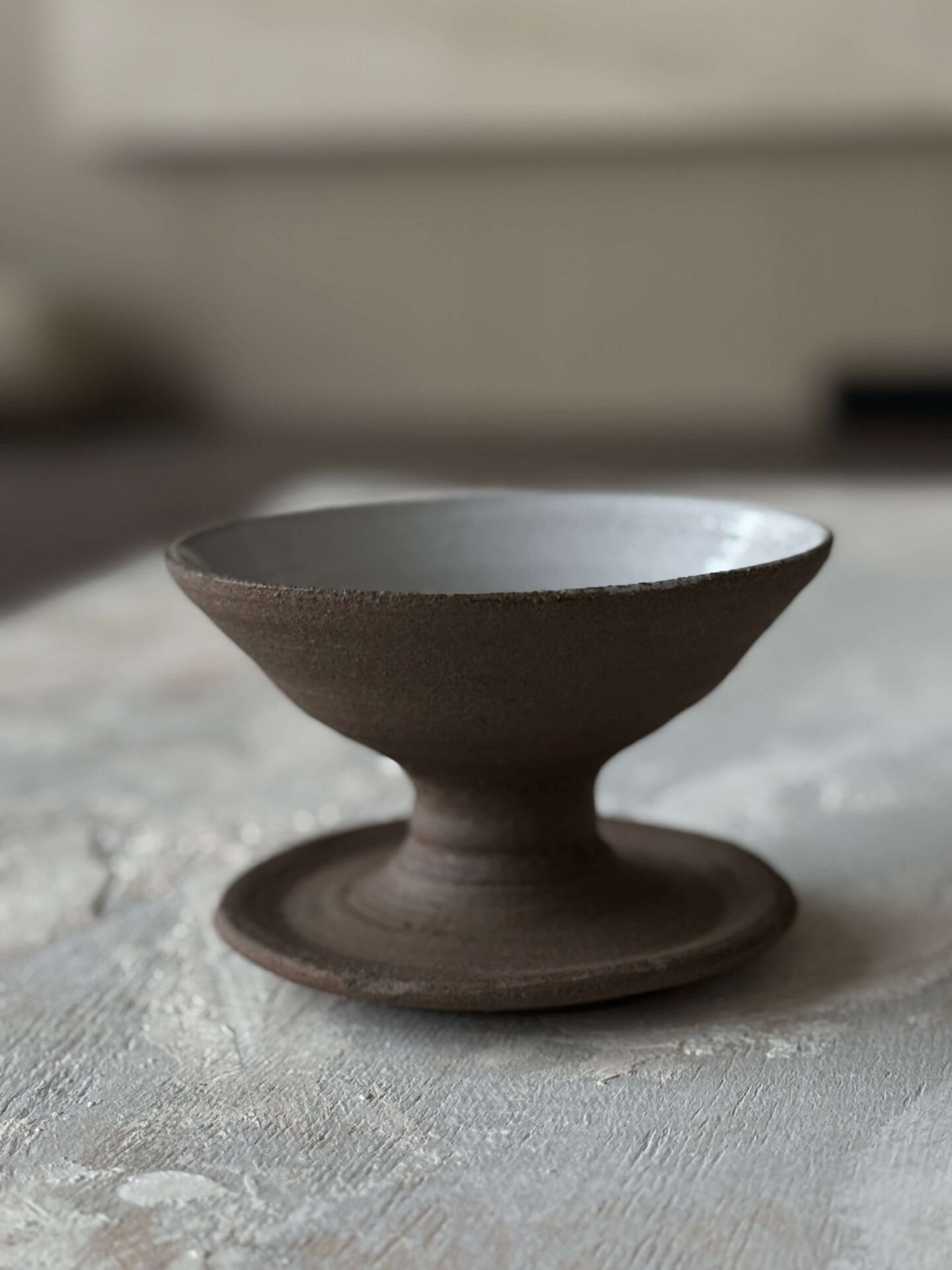 Stoneware Mini Ayaklı Sunum Tabağı