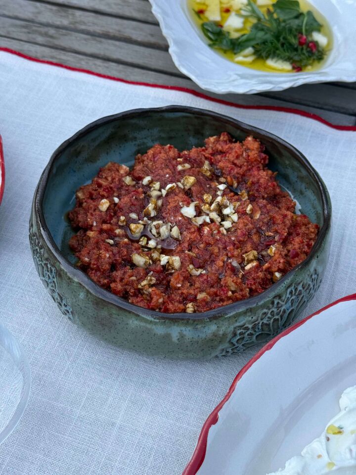 Stoneware Merry Tabak